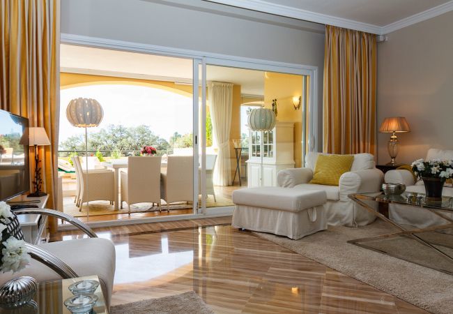 Lejlighed i Marbella - Hacienda Elviria Marbella - Ekslusiv ferielejlighed Lejlighed i Marbella - Hacienda Elviria Marbella - Ekslusiv ferielejlighed