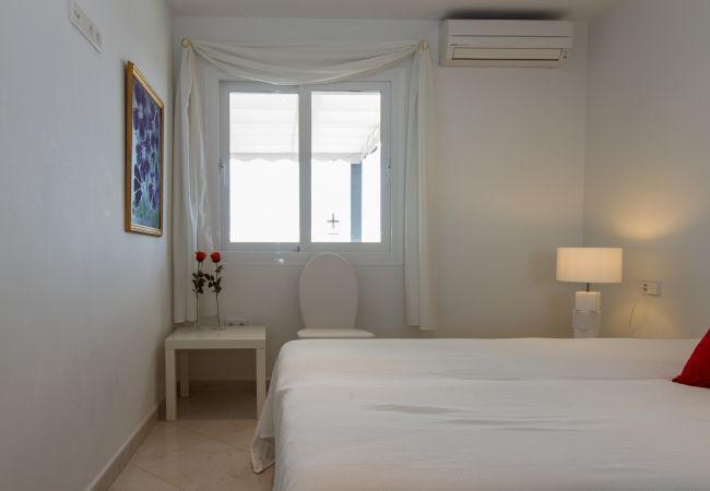 Villa i Mijas Costa - Villa Azalea - Eksklusiv villa med unik udsigt til Midddelhavet Villa i Mijas Costa - Villa Azalea - Eksklusiv villa med unik udsigt til Midddelhavet