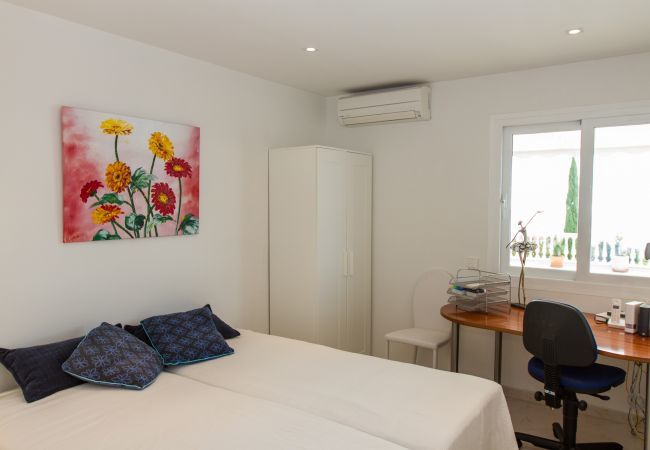 Villa i Mijas Costa - Villa Azalea - Eksklusiv villa med unik udsigt til Midddelhavet Villa i Mijas Costa - Villa Azalea - Eksklusiv villa med unik udsigt til Midddelhavet