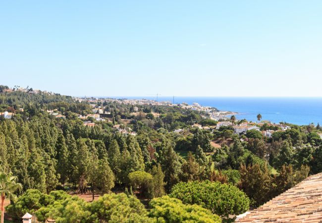 Villa i Mijas Costa - Villa Azalea - Eksklusiv villa med unik udsigt til Midddelhavet Villa i Mijas Costa - Villa Azalea - Eksklusiv villa med unik udsigt til Midddelhavet