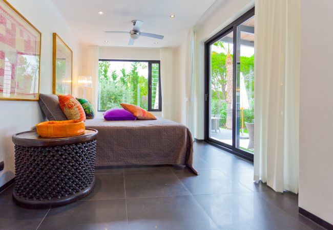 Villa i Marbella - La Corsa Marbella - Luksusvilla, 5 soverum/bad, privat pool, jacuzzi Villa i Marbella - La Corsa Marbella - Luksusvilla, 5 soverum/bad, privat pool, jacuzzi