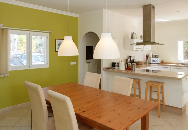 Villa i Algarrobo - Casa Turbolina - Stort landhus med privat pool  Villa i Algarrobo - Casa Turbolina - Stort landhus med privat pool