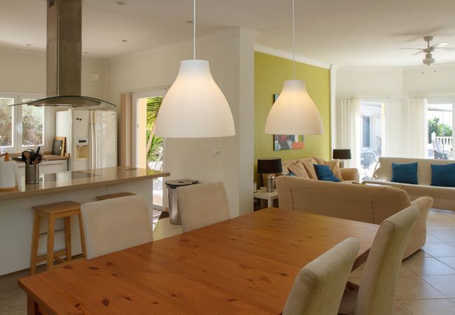 Villa i Algarrobo - Casa Turbolina - Stort landhus med privat pool  Villa i Algarrobo - Casa Turbolina - Stort landhus med privat pool