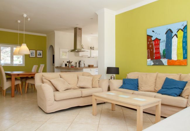 Villa i Algarrobo - Casa Turbolina - Stort landhus med privat pool  Villa i Algarrobo - Casa Turbolina - Stort landhus med privat pool