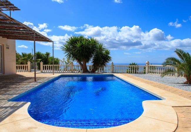 Villa i Algarrobo - Casa Turbolina - Stort landhus med privat pool  Villa i Algarrobo - Casa Turbolina - Stort landhus med privat pool