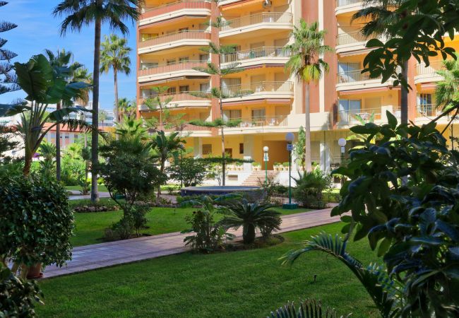 Lejlighed i Fuengirola - Doña Sofia Fuengirola - Strandlejlighed, parkering, Wi-Fi, havudsigt  Lejlighed i Fuengirola - Doña Sofia Fuengirola - Strandlejlighed, parkering, Wi-Fi, havudsigt