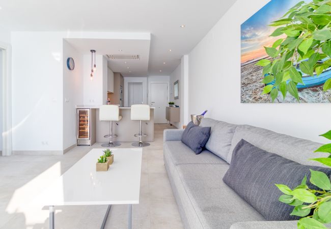 Lejlighed i Benalmádena - Maite Beach Penthouse, Benalmadena - Perfekt beliggenhed og havudsigt Lejlighed i Benalmádena - Maite Beach Penthouse, Benalmadena - Perfekt beliggenhed og havudsigt