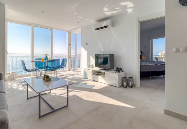 Lejlighed i Benalmádena - Maite Beach Penthouse, Benalmadena - Perfekt beliggenhed og havudsigt Lejlighed i Benalmádena - Maite Beach Penthouse, Benalmadena - Perfekt beliggenhed og havudsigt