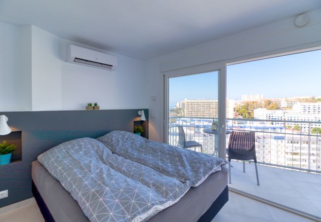 Lejlighed i Benalmádena - Maite Beach Penthouse, Benalmadena - Perfekt beliggenhed og havudsigt Lejlighed i Benalmádena - Maite Beach Penthouse, Benalmadena - Perfekt beliggenhed og havudsigt