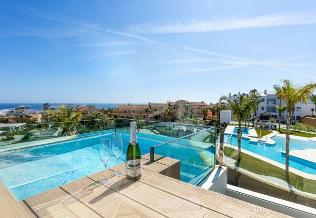 Lejlighed i Mijas Costa - Santa Barbara Heights II CLC - Luksus, egen terrasse pool, havudsigt Lejlighed i Mijas Costa - Santa Barbara Heights II CLC - Luksus, egen terrasse pool, havudsigt