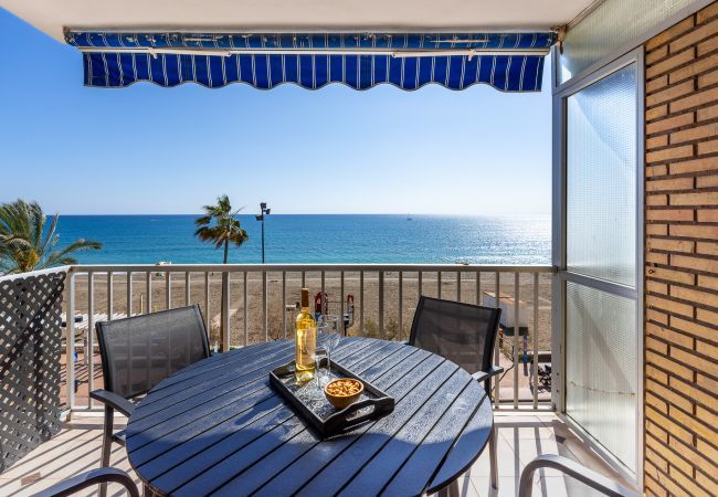 Lejlighed i Fuengirola - Maritimo Fuengirola - Strandlejlighed i 1. række til Middelhavet Lejlighed i Fuengirola - Maritimo Fuengirola - Strandlejlighed i 1. række til Middelhavet