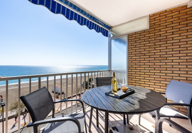 Lejlighed i Fuengirola - Maritimo Fuengirola - Strandlejlighed i 1. række til Middelhavet Lejlighed i Fuengirola - Maritimo Fuengirola - Strandlejlighed i 1. række til Middelhavet