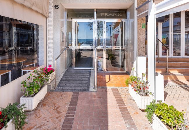 Lejlighed i Fuengirola - Maritimo Fuengirola - Strandlejlighed i 1. række til Middelhavet Lejlighed i Fuengirola - Maritimo Fuengirola - Strandlejlighed i 1. række til Middelhavet