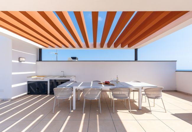 Lejlighed i Fuengirola - Penthouse Middle Views | Luksus, egen terrasse pool, havudsigt Lejlighed i Fuengirola - Penthouse Middle Views | Luksus, egen terrasse pool, havudsigt