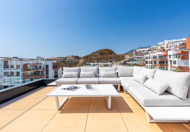 Lejlighed i Fuengirola - Penthouse Middle Views | Luksus, egen terrasse pool, havudsigt Lejlighed i Fuengirola - Penthouse Middle Views | Luksus, egen terrasse pool, havudsigt
