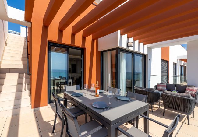 Lejlighed i Fuengirola - Penthouse Middle Views | Luksus, egen terrasse pool, havudsigt Lejlighed i Fuengirola - Penthouse Middle Views | Luksus, egen terrasse pool, havudsigt