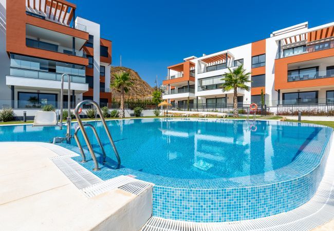 Lejlighed i Fuengirola - Penthouse Middle Views | Luksus, egen terrasse pool, havudsigt Lejlighed i Fuengirola - Penthouse Middle Views | Luksus, egen terrasse pool, havudsigt