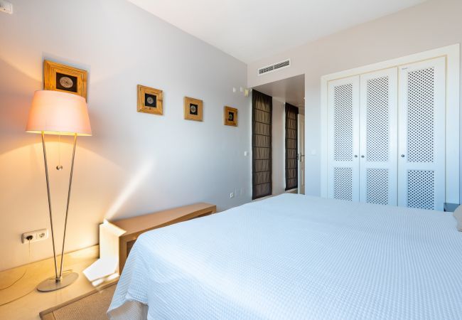 Lejlighed i Marbella - Las Tortugas Marbella – Luksus Penthouse med Havudsigt & Jacuzzi Lejlighed i Marbella - Las Tortugas Marbella – Luksus Penthouse med Havudsigt & Jacuzzi