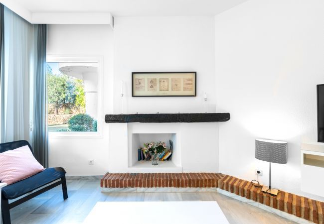 Lejlighed i Mijas Costa - Skøn ferielejlighed med have | Jardines de Calahonda II Lejlighed i Mijas Costa - Skøn ferielejlighed med have | Jardines de Calahonda II