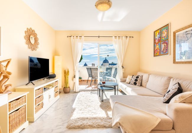 Lejlighed i Mijas Costa - Medina Penthouse | Pool, Terrasse og Havkig i Calahonda Lejlighed i Mijas Costa - Medina Penthouse | Pool, Terrasse og Havkig i Calahonda