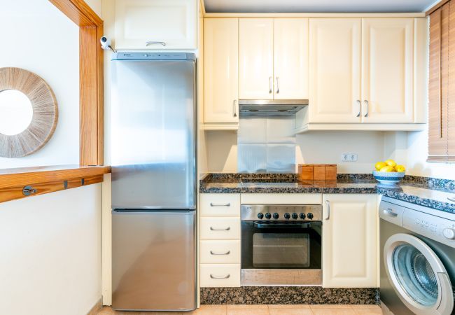 Lejlighed i Mijas Costa - Medina Penthouse | Pool, Terrasse og Havkig i Calahonda Lejlighed i Mijas Costa - Medina Penthouse | Pool, Terrasse og Havkig i Calahonda