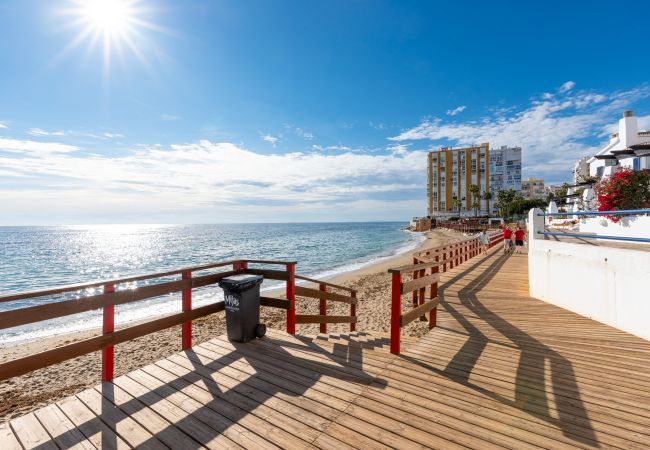 Lejlighed i Mijas Costa - Medina Penthouse | Pool, Terrasse og Havkig i Calahonda Lejlighed i Mijas Costa - Medina Penthouse | Pool, Terrasse og Havkig i Calahonda