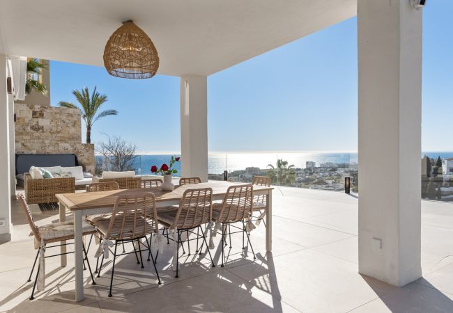 Villa i Mijas Costa - Villa Frelouka | Luksus villa for golf entusiaster med fantastisk udsigt. Villa i Mijas Costa - Villa Frelouka | Luksus villa for golf entusiaster med fantastisk udsigt.