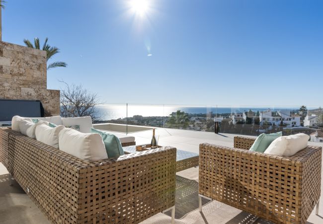 Villa i Mijas Costa - Villa Frelouka | Luksus villa for golf entusiaster med fantastisk udsigt. Villa i Mijas Costa - Villa Frelouka | Luksus villa for golf entusiaster med fantastisk udsigt.