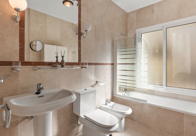 Villa i Mijas Costa - Villa Frelouka | Luksus villa for golf entusiaster med fantastisk udsigt. Villa i Mijas Costa - Villa Frelouka | Luksus villa for golf entusiaster med fantastisk udsigt.