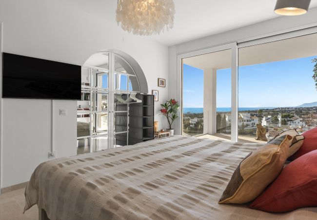 Villa i Mijas Costa - Villa Frelouka | Luksus villa for golf entusiaster med fantastisk udsigt. Villa i Mijas Costa - Villa Frelouka | Luksus villa for golf entusiaster med fantastisk udsigt.