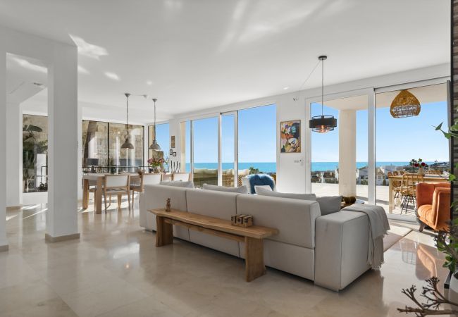 Villa i Mijas Costa - Villa Frelouka | Luksus villa for golf entusiaster med fantastisk udsigt. Villa i Mijas Costa - Villa Frelouka | Luksus villa for golf entusiaster med fantastisk udsigt.