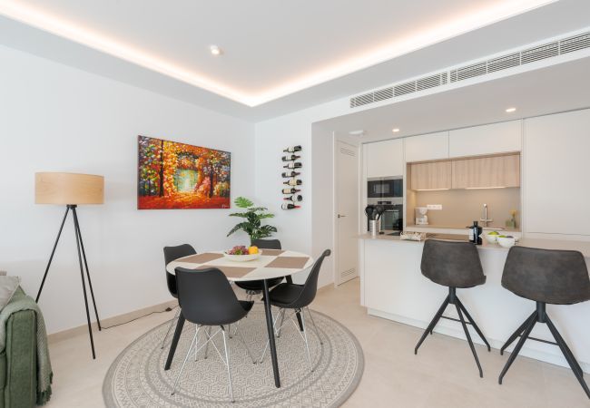 Lejlighed i Fuengirola - Jade Tower | 2-værelses Kystnær Luksuslejlighed i Fuengirola Lejlighed i Fuengirola - Jade Tower | 2-værelses Kystnær Luksuslejlighed i Fuengirola