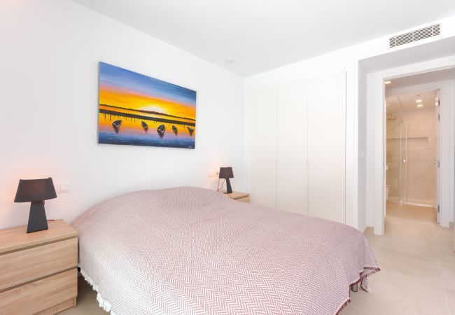 Lejlighed i Fuengirola - Jade Tower | 2-værelses Kystnær Luksuslejlighed i Fuengirola Lejlighed i Fuengirola - Jade Tower | 2-værelses Kystnær Luksuslejlighed i Fuengirola