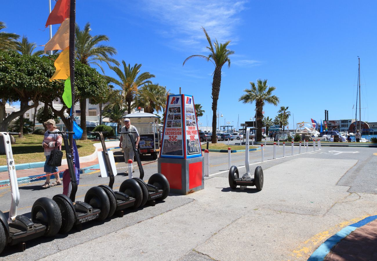 Lejlighed i Benalmádena - Puerto Marina - 2 terrasser og direkte udsigt over Marinaen