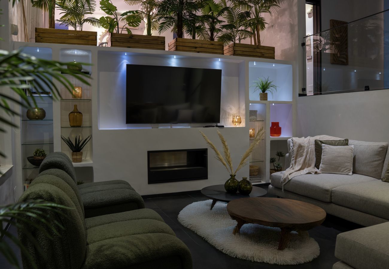 Villa i Marbella - La Corsa Marbella - Luksusvilla, 5 soverum/bad, privat pool, jacuzzi