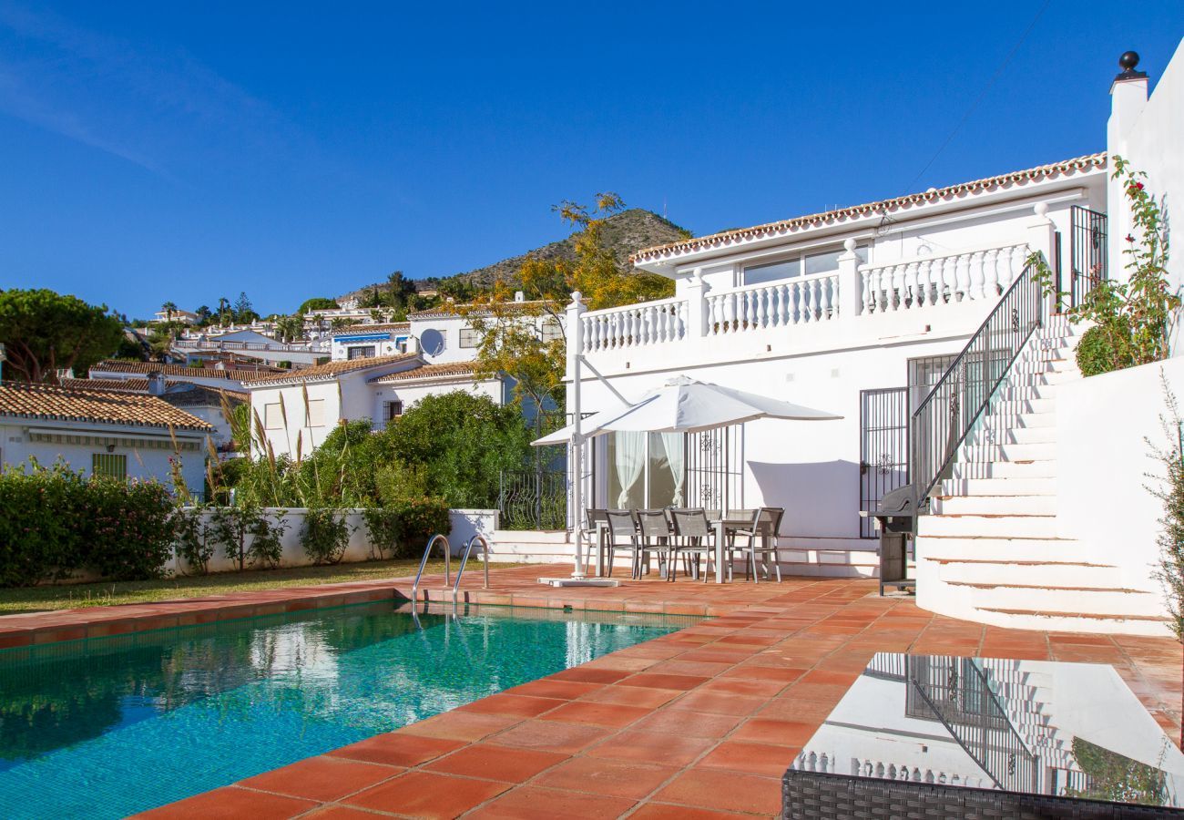 Villa i Benalmádena - Villa Diann - Stor Privat Pool Villa med havudsigt nær Malaga