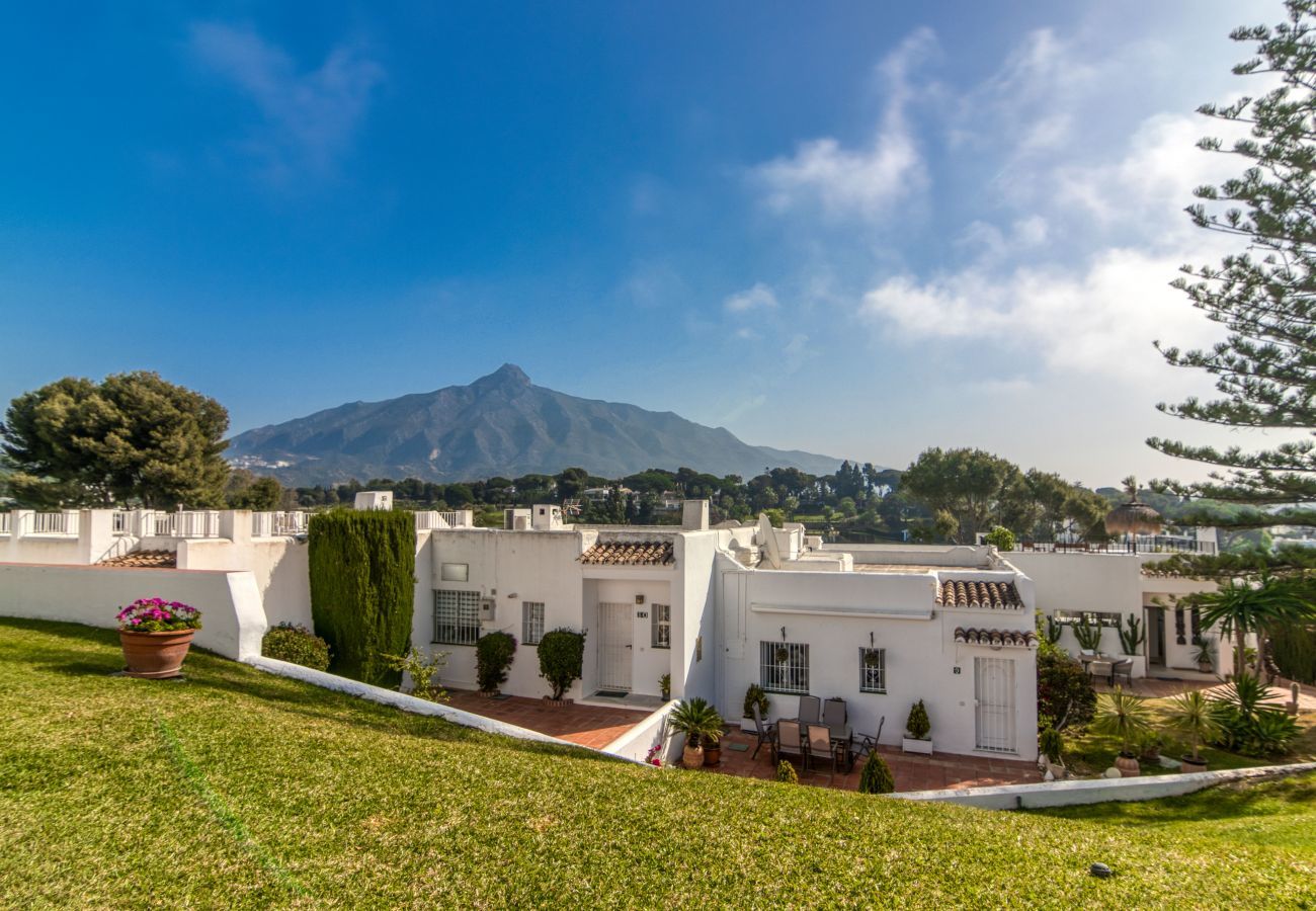 Lejlighed i Marbella - Azahara Marbella - Moderne indrettet lejlighed med lækker terrasse