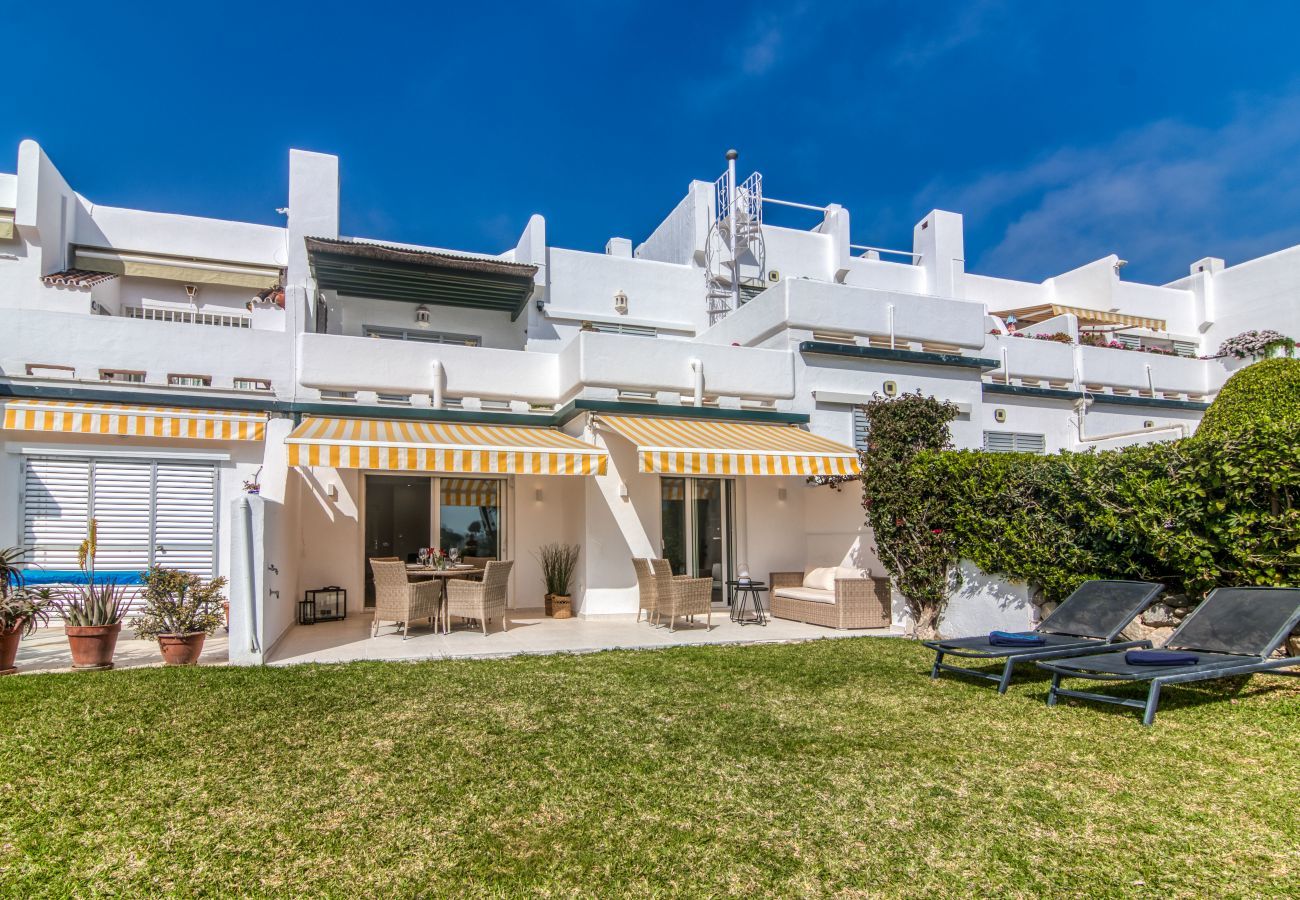 Lejlighed i Marbella - Azahara Marbella - Moderne indrettet lejlighed med lækker terrasse