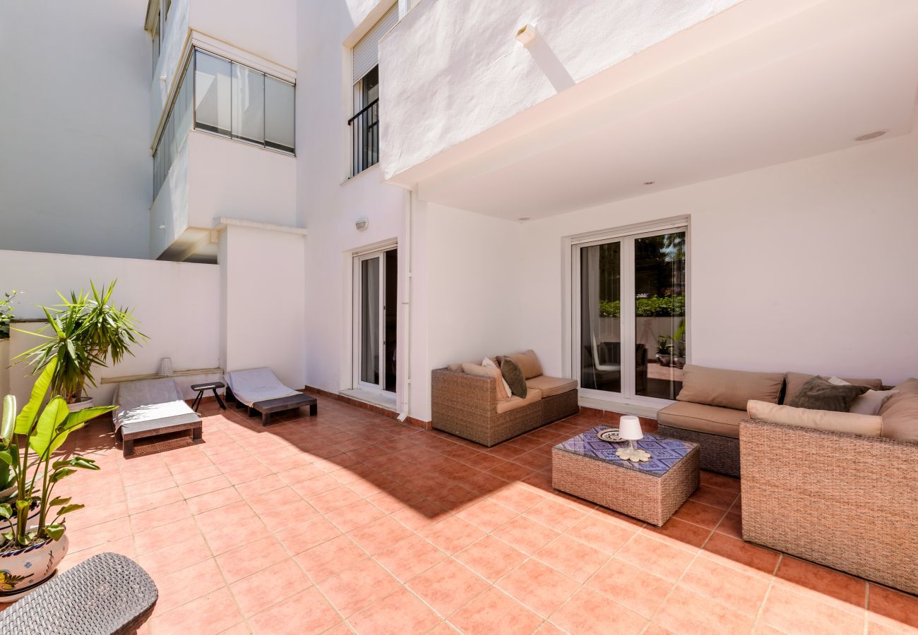 Lejlighed i Benalmádena - Torrequebrada Golf Resort | Luksuslejlighed med terrasse, pool og privat parkering