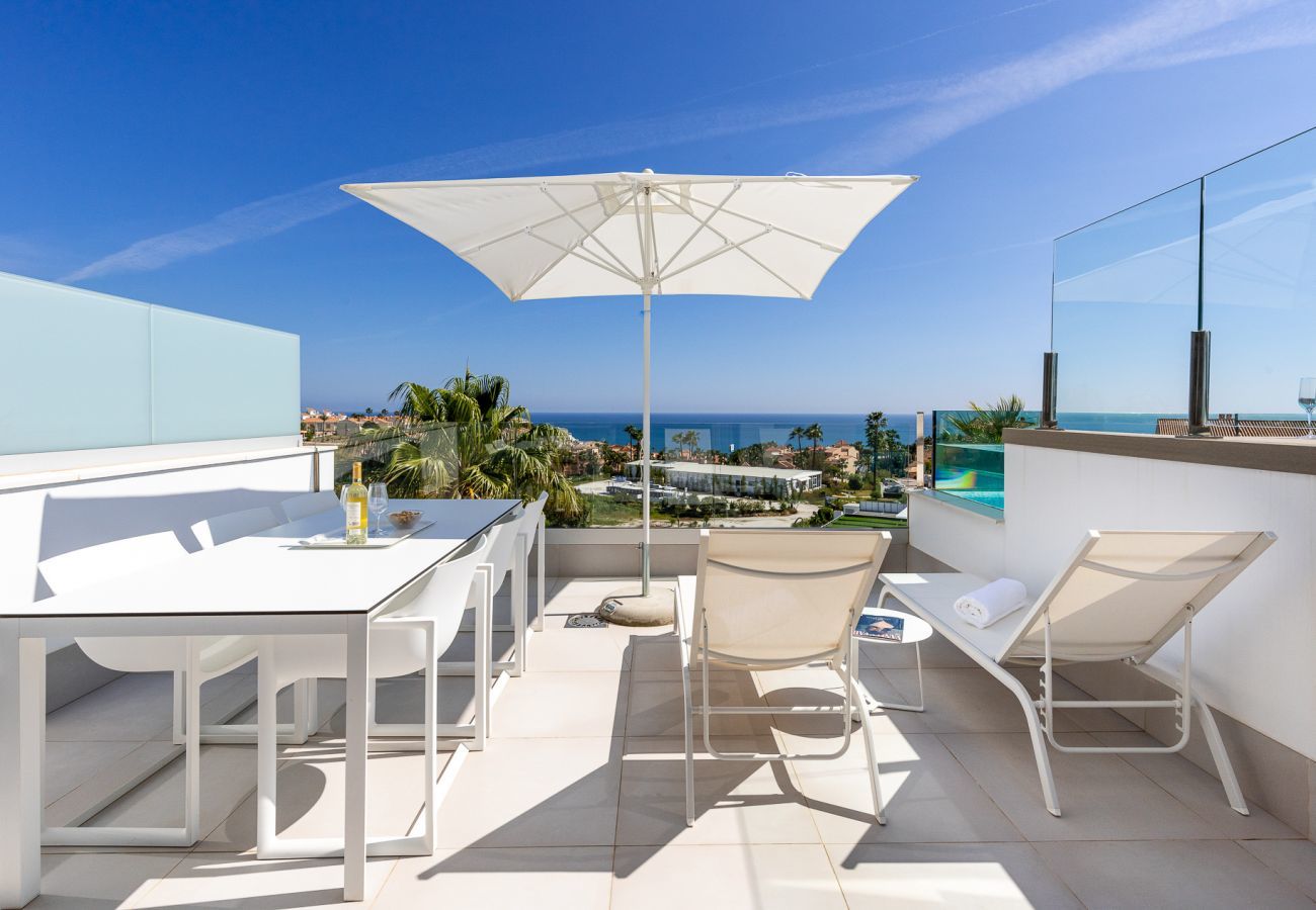Lejlighed i Mijas Costa - Santa Barbara Heights II CLC - Luksus, egen terrasse pool, havudsigt