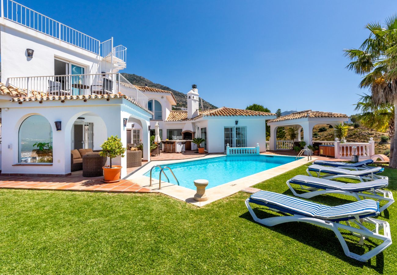 Villa i Mijas Pueblo - Casa Media Luna, Mijas