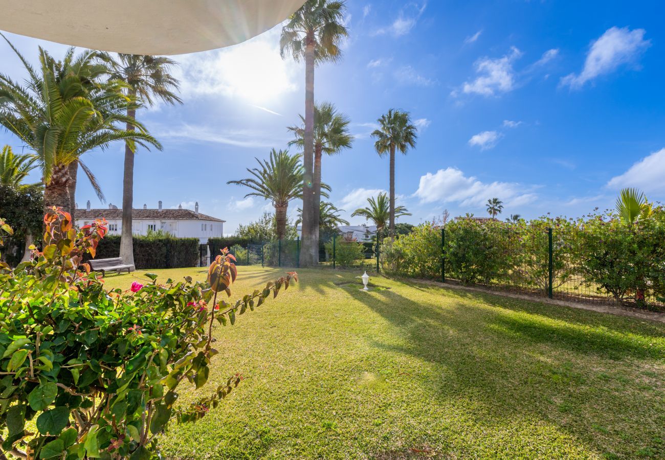 Lejlighed i Mijas Costa - Antares I Jardin de Calahonda | Dejlig terrasse, have og poolområde