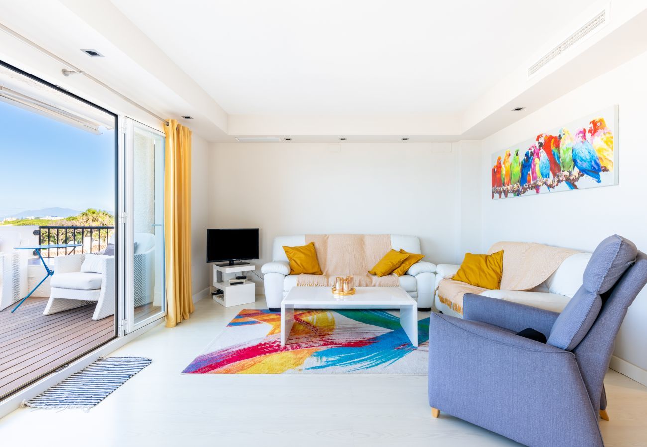 Lejlighed i Mijas Costa - Calahonda del Sol | Spacious first line ocean view apartment