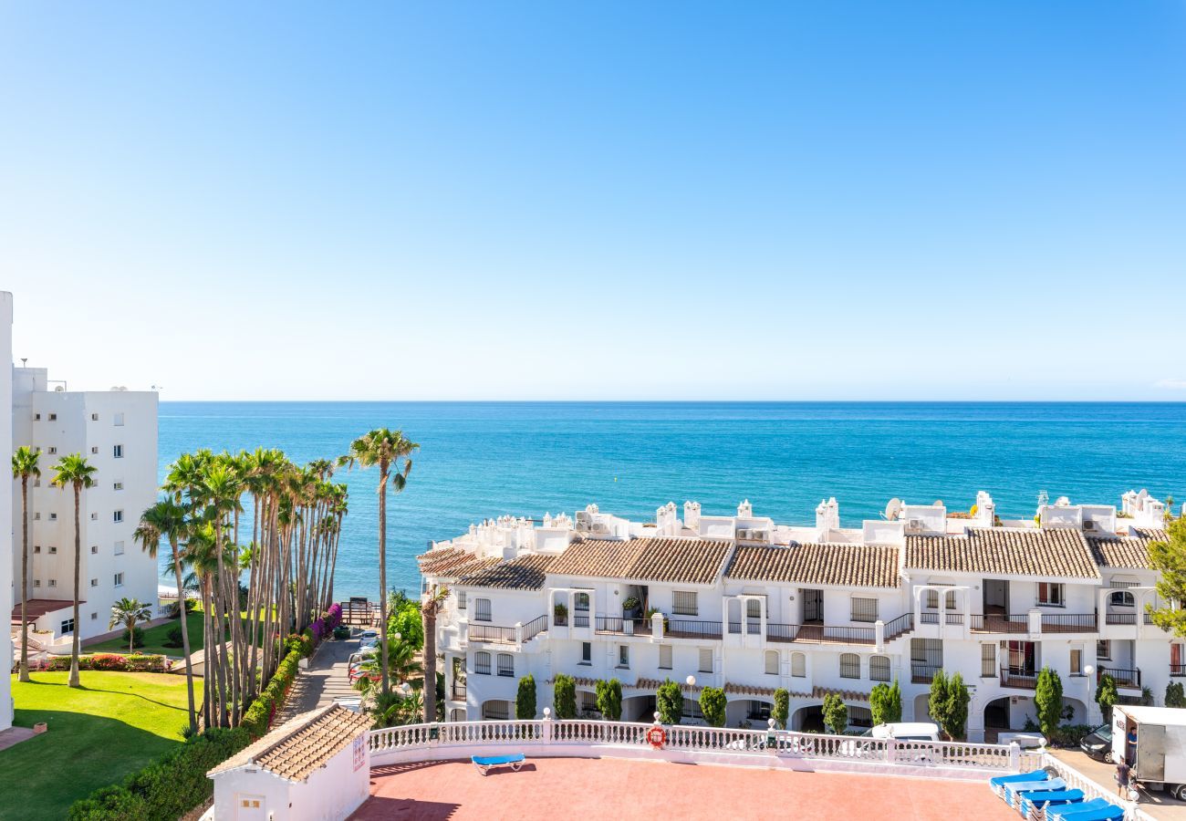 Lejlighed i Mijas Costa - Calahonda del Sol | Spacious first line ocean view apartment