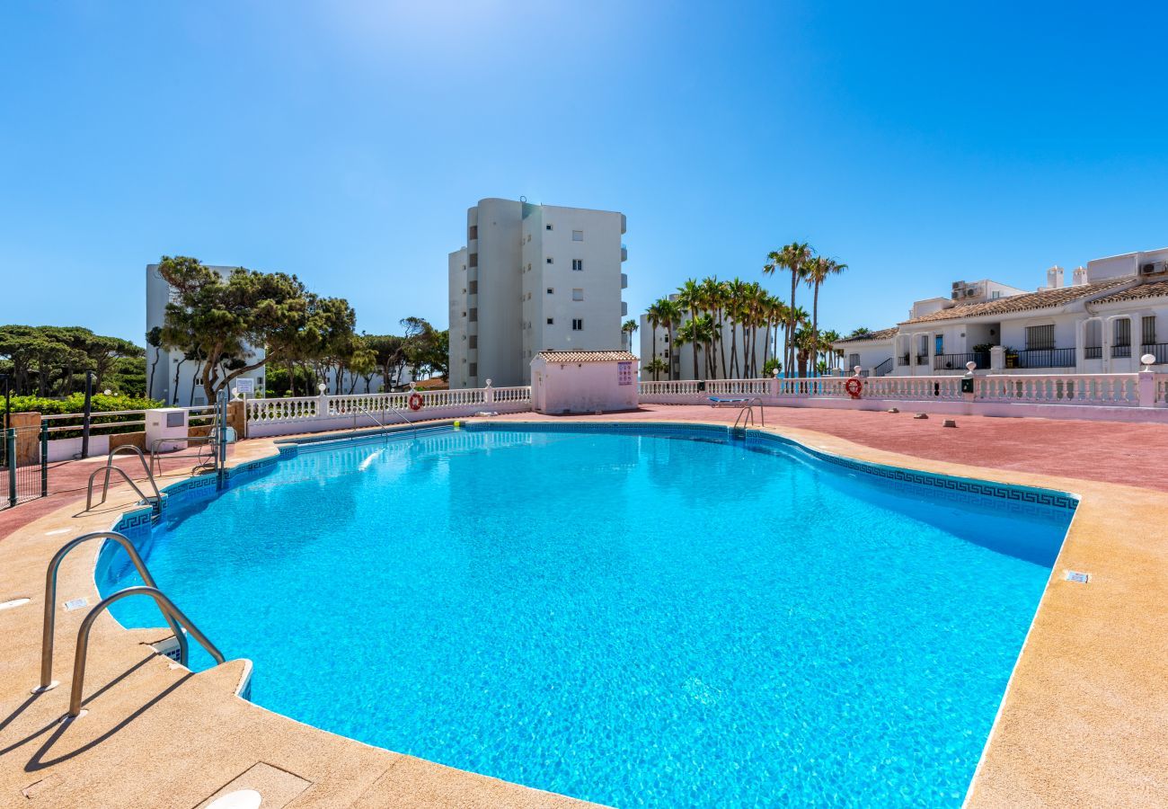 Lejlighed i Mijas Costa - Calahonda del Sol | Spacious first line ocean view apartment