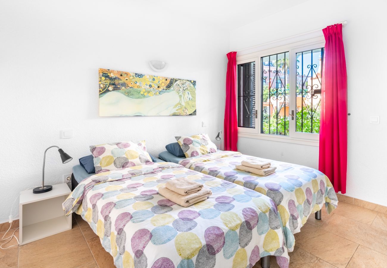 Lejlighed i Mijas Costa - Calahonda Beach II First line beach apartment in Calahonda