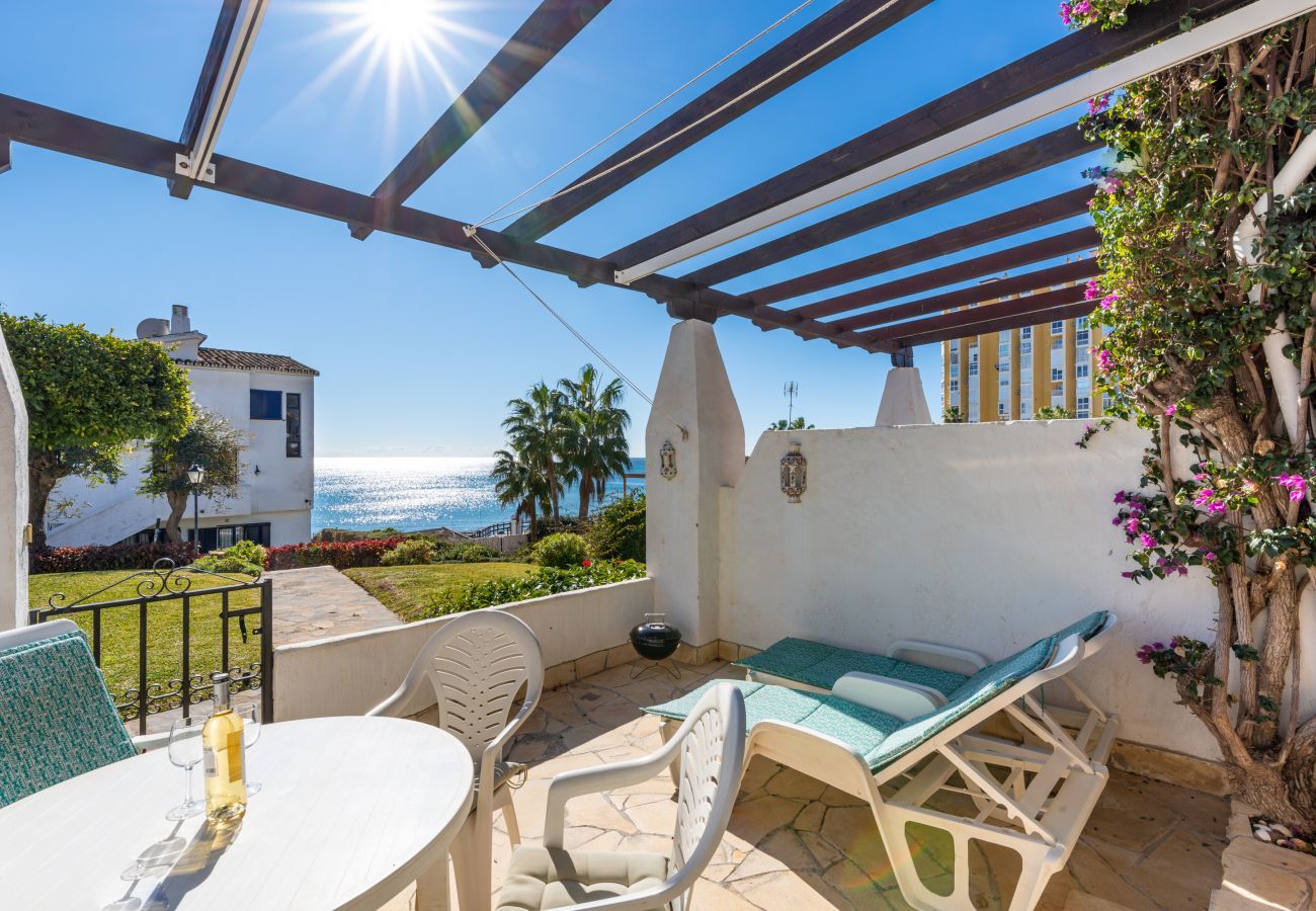 Lejlighed i Mijas Costa - Calahonda Beach II First line beach apartment in Calahonda