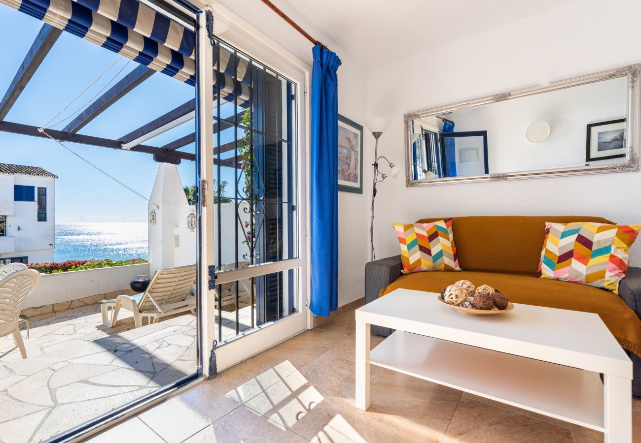 Lejlighed i Mijas Costa - Calahonda Beach II First line beach apartment in Calahonda