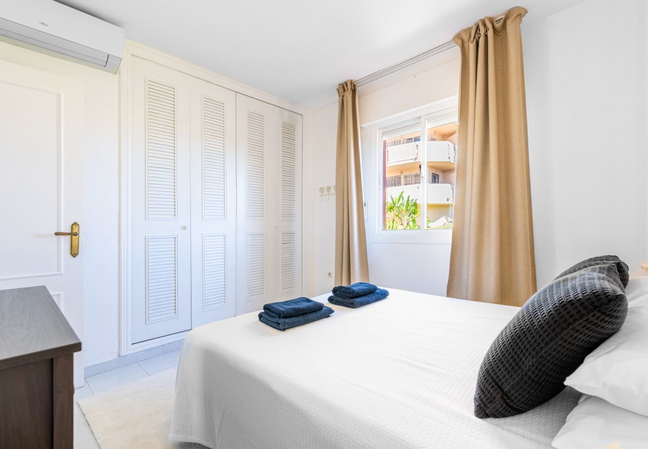 Lejlighed i Mijas Costa - Zeus | Riviera del Sol Apartment with Stunning Sew Views