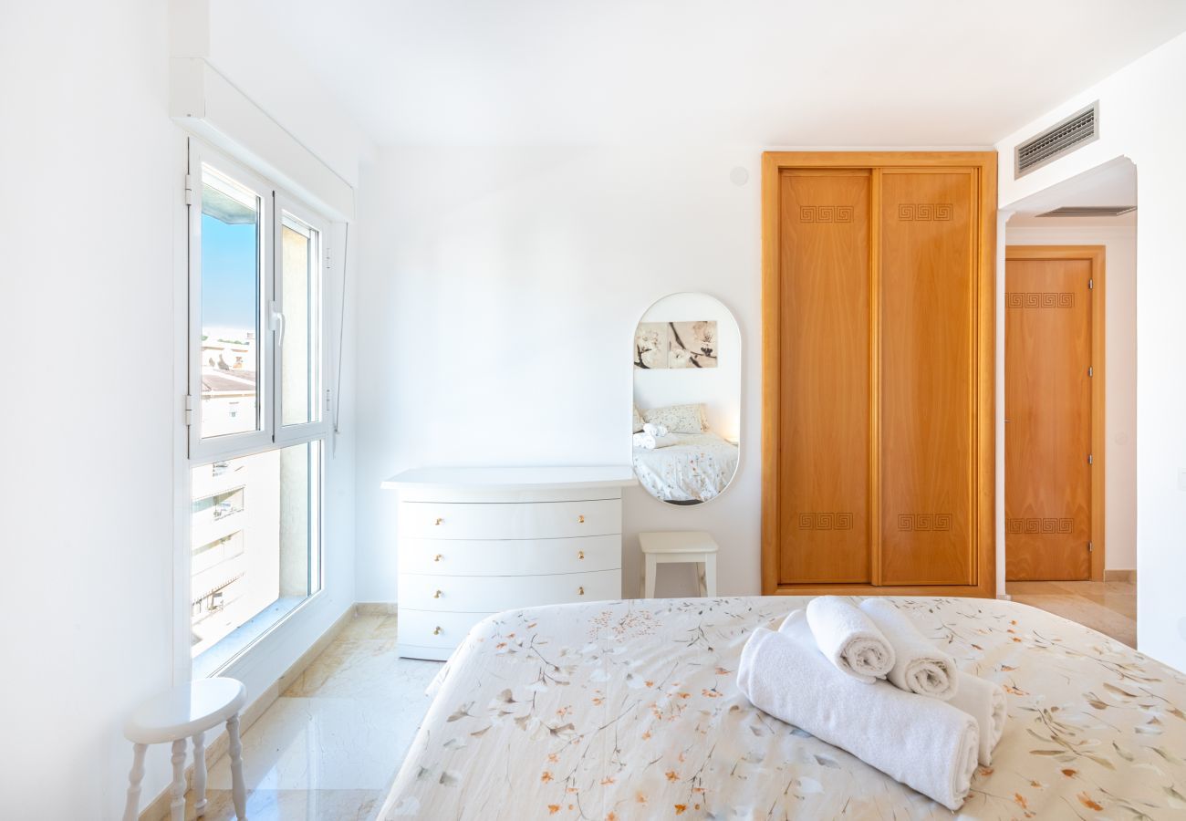 Lejlighed i Torremolinos - Carihuela II | 2 Bedroom Sea View Apartment near the beach